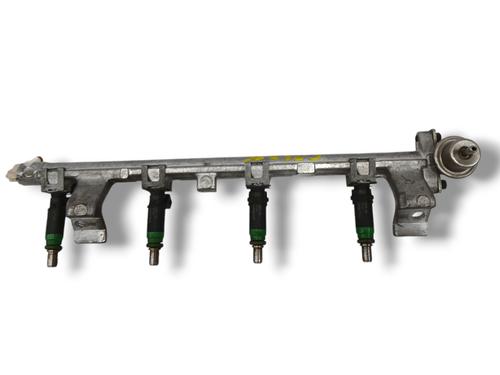 Used Injection rail FORD FIESTA V (JH_, JD_) 1.4 16V (80 hp) 20671991