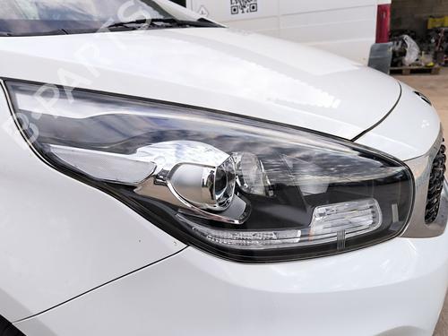 Right headlight KIA CARENS IV 1.6 GDi | BP35755131C29 - Image 3