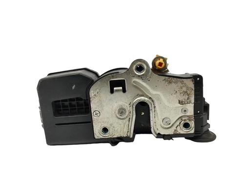 Used Rear right lock CHEVROLET CAPTIVA (C100, C140) 2.0 D (150 hp) 18132641