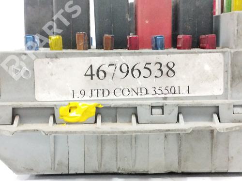 Fuse box FIAT STILO (192_) 1.9 D Multijet | BP11393206E1 