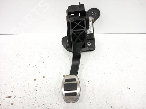 Used Clutch pedal Clutch pedal OPEL CORSA F (P2JO) 1.2 (68) (101 hp) 33704378 33704378