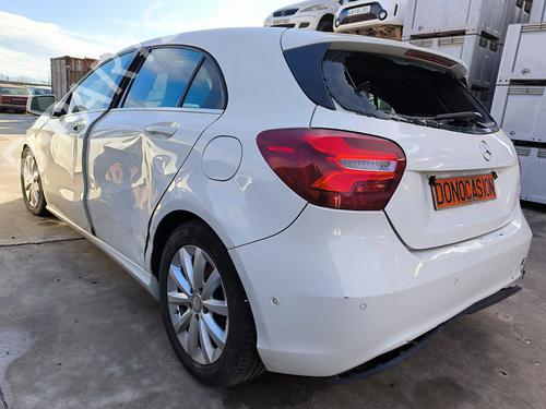 Right headlight MERCEDES-BENZ A-CLASS (W176) A 180 CDI / d (176.012) | BP31905062C29 