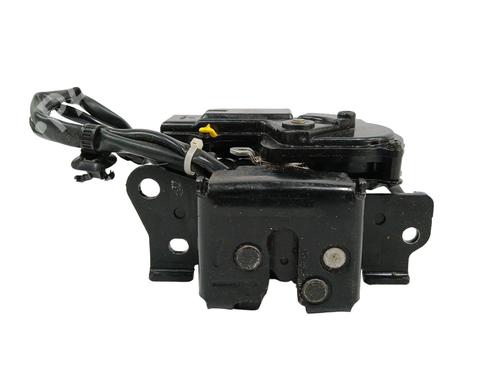 BP17482848C101 main image