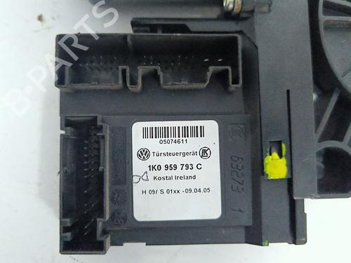 Left front window motor VW GOLF V (1K1) 2.0 TDI 16V | BP39147706E21 - Image 6