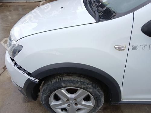 Guarda-lamas esquerdo DACIA SANDERO II 1.5 dCi (90 hp) 32204517