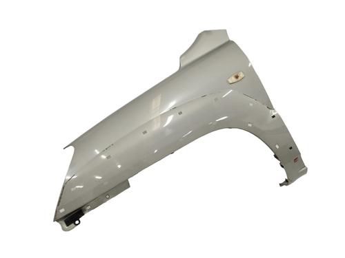 Used Left front fenders KIA SPORTAGE II (JE_, KM_) 2.7 V6 4WD (175 hp) 13877088