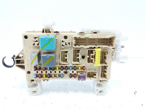 Used Fuse box TOYOTA COROLLA Verso (ZER_, ZZE12_, R1_) 2.0 D-4D (CUR10_, CUR10R) (116 hp) 12429282