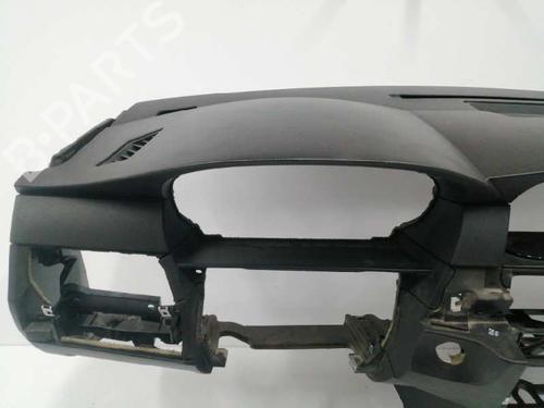 Dashboard BMW 5 (E60) 520 d (163 hp) 8643644