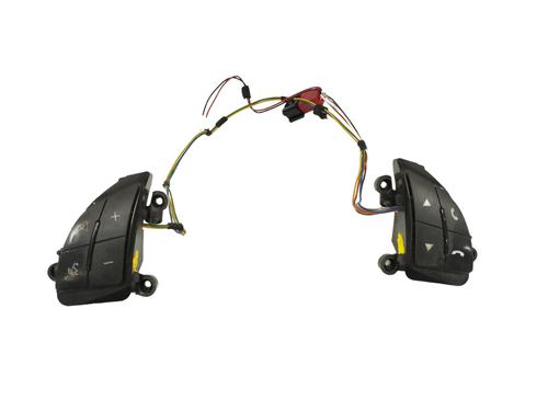 Used Steering wheel controls Steering wheel controls FIAT DOBLO Bus (263_) 1.6 D Multijet (263AXN1B, 263AXV1B) (120 hp) 12586917 12586917