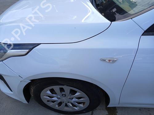 Forkjerm venstre KIA CEED (CD) 1.4 (99 hp) 31833637