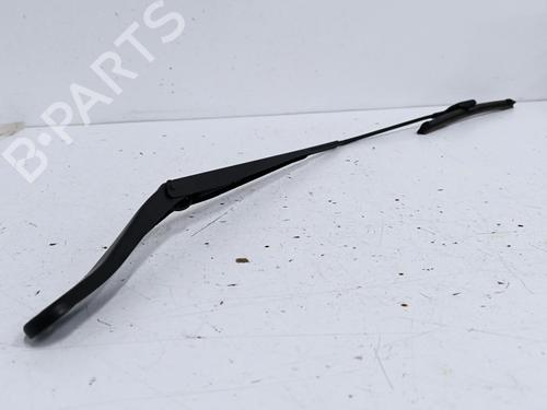 Used Front windshield wiper arm Front windshield wiper arm RENAULT CLIO V (B7_) 1.5 Blue dCi 100 (B7AD) (101 hp) 40493215 40493215