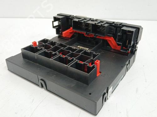 Fuse box VW GOLF V (1K1) 1.6 FSI | BP29418330E1 