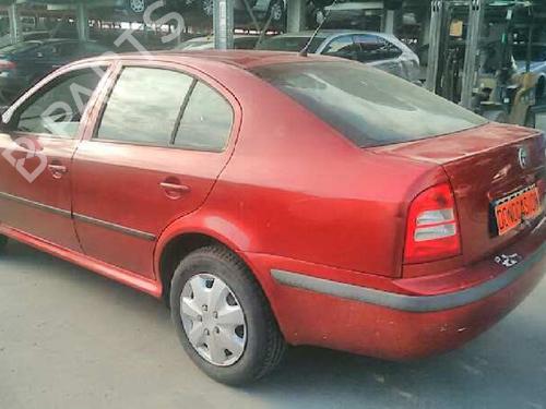 Engine control unit (ECU) SKODA OCTAVIA I (1U2)  | BP4012384M57 
