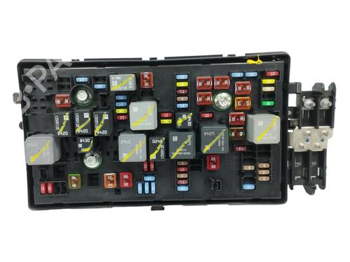 Used Fuse box OPEL INSIGNIA A (G09) 2.0 CDTI (68) (163 hp) 15907828