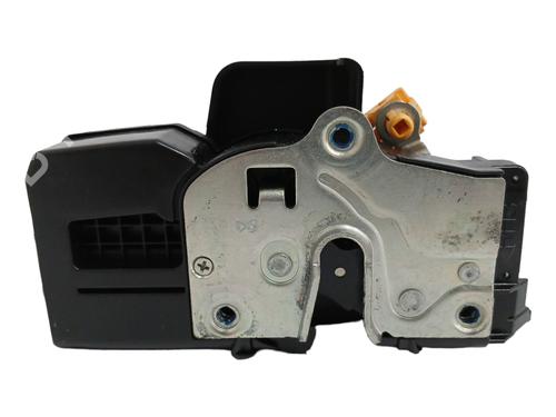 Used Front right lock CHEVROLET CAPTIVA (C100, C140) [2006-2025]  18099425