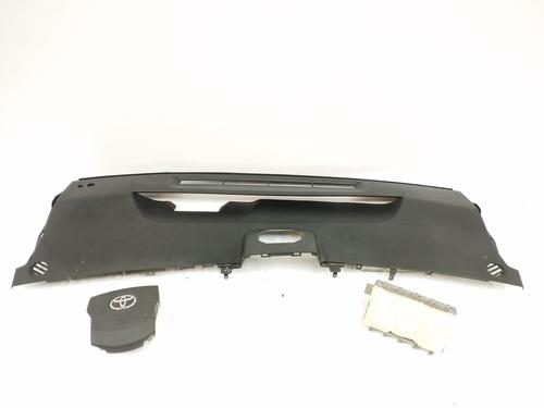 Used Dashboard TOYOTA PRIUS Liftback (_W2_) 1.5 Hybrid (NHW20_, NHW20R) (112 hp) 10777054