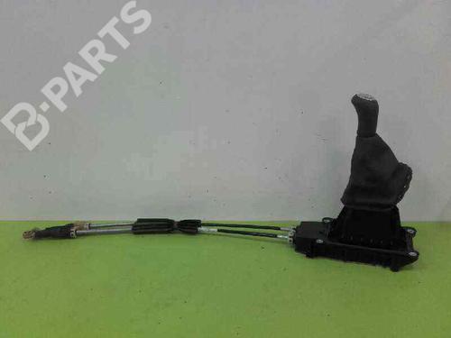 Used Gear lever RENAULT CLIO IV (BH_) [2012-2021]  7423853