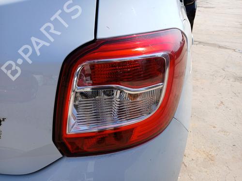 right-taillight-dacia-sandero-ii-2012-36263389 main image