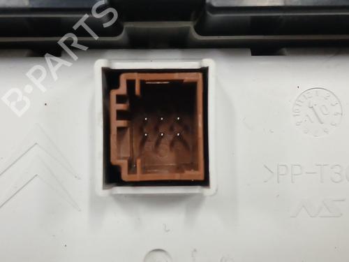 Instrument cluster PEUGEOT 3008 I MPV (0U_) 1.6 THP | BP29586454C47 