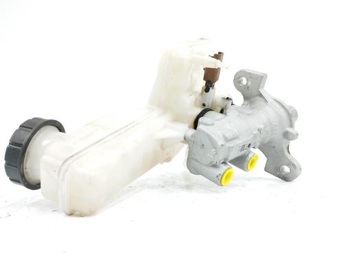 Brake master cylinder CITROËN C4 III (BA_, BB_, BC_) 1.2 PureTech 130 (BAHNSA, BAHNSB) | BP12442447M77 