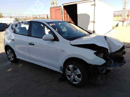 Used Parts HYUNDAI i30 Estate (FD)  1.4  833300