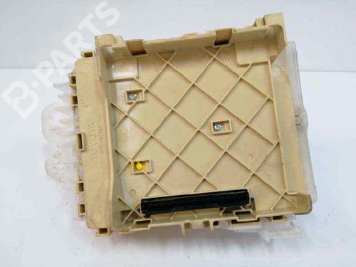 Fuse box TOYOTA AURIS Estate (_E18_) 1.8 Hybrid (ZWE186_, ZWE186R, ZWE186H) | BP8166306E1 