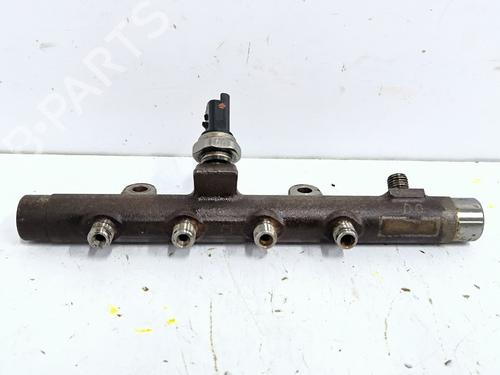 Used Injection rail Injection rail MERCEDES-BENZ A-CLASS (W176) A 180 CDI / d (176.012) (109 hp) 34461670 34461670
