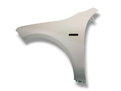 Used Left front fenders MERCEDES-BENZ CLA (C118) CLA 250 e (118.386) (218 hp) 30456813