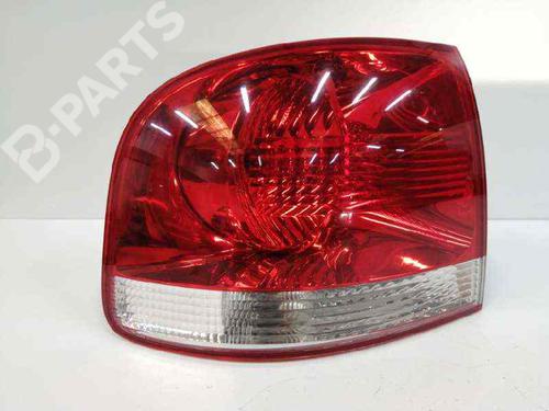 Left taillight VW TOUAREG (7LA, 7L6, 7L7) 5.0 V10 TDI | BP6144547C34 