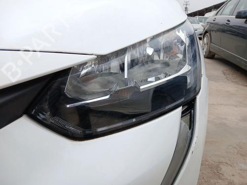 Used Left headlight PEUGEOT 208 II (UB_, UP_, UW_, UJ_) 1.2 PureTech 75 (75 hp) 32656399
