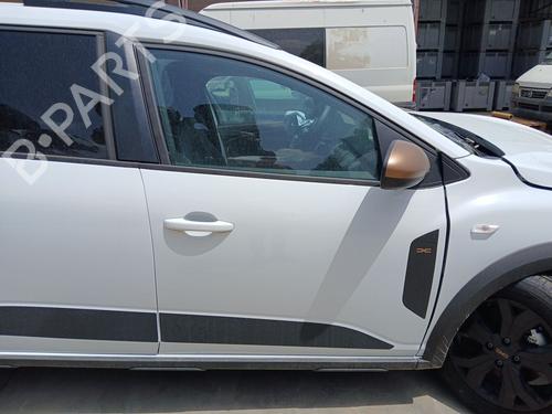 Used Right front door Right front door 36777932 36777932