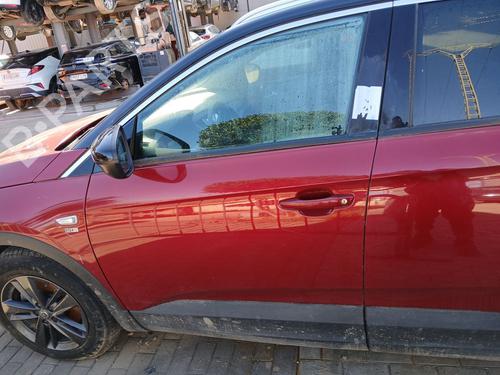 Used Left front door OPEL GRANDLAND / GRANDLAND X (A18, P1UO) 1.5 Turbo D (75) (131 hp) 31753093