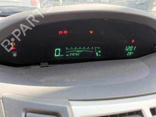 Fuse box TOYOTA YARIS (_P9_) 1.4 D-4D (NLP90_, NLP90R) | BP31124199E1