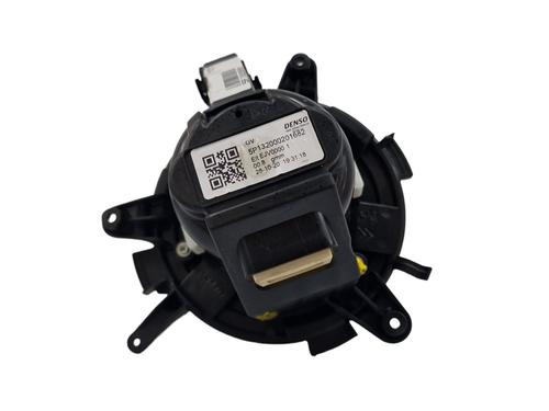 Heater blower motor PEUGEOT 5008 II (MC_, MJ_, MR_, M4_) 1.5 BlueHDi 130 (MCYHZJ, MCYHZR, MCYHZX) | BP10648766M62 