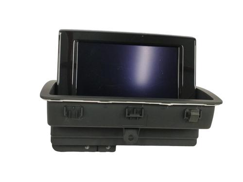 Used Display monitor AUDI Q3 (8UB, 8UG) 2.0 TDI (177 hp) 15688114