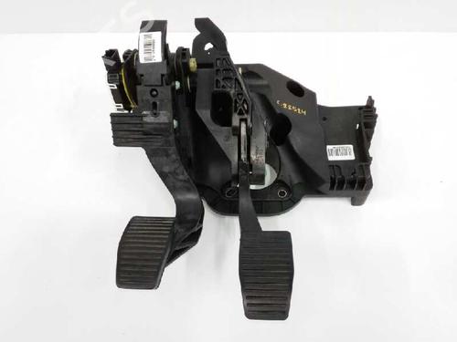 Used Pedal Pedal FIAT TIPO Estate (356_, 357_) 1.6 D (356WXG1B) (120 hp) 14147752 14147752