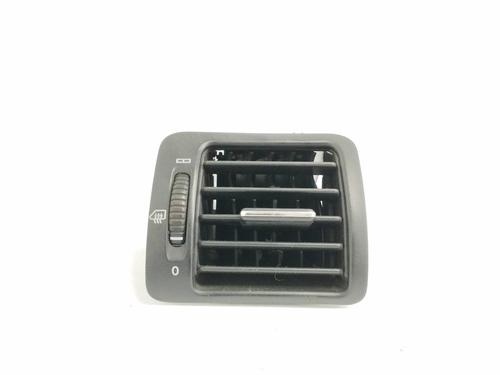 Used Air vent MERCEDES-BENZ M-CLASS (W163) ML 270 CDI (163.113) (163 hp) 12427882