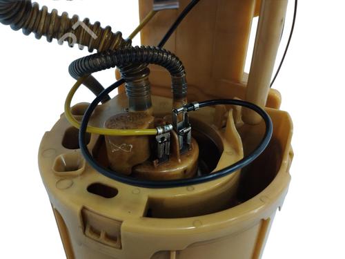 Fuel pump SEAT TOLEDO III (5P2)  | BP15232599M76 