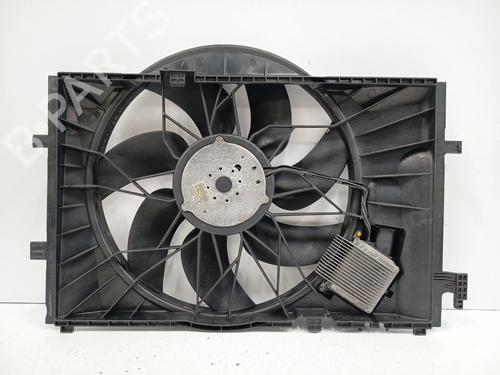 radiator-fan-mercedes-benz-c-class-w203-2000-2001-2002-2003-2004-2005-2006-2007-39068314 main image