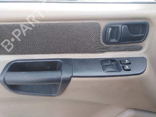 Elektronisk modul NISSAN TERRANO II (R20) 2.7 TDi 4WD | BP13747472M83 