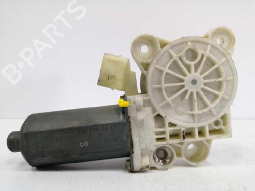 Used Right front window motor MERCEDES-BENZ CLK (C209) [2002-2010]  8520843