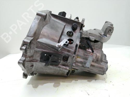 Gearbox CITROËN C4 III (BA_, BB_, BC_) BLUEHDI 110 (BBYHSA) | BP12442702M3 