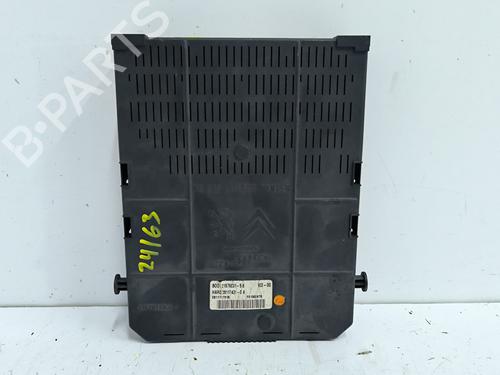 Fuse box PEUGEOT 607 (9D, 9U) 2.2 HDi | BP35979956E1 - Image 2