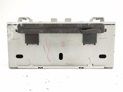 Used Radio Radio FORD FIESTA VI Van 1.5 TDCi (75 hp) 10977506 10977506