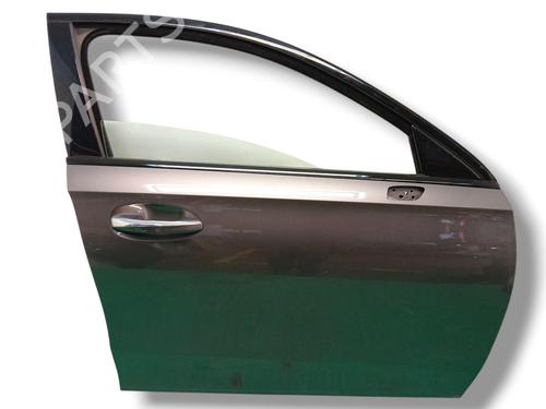 right-front-door-mercedes-benz-a-class-w177-2018-31808438 main image