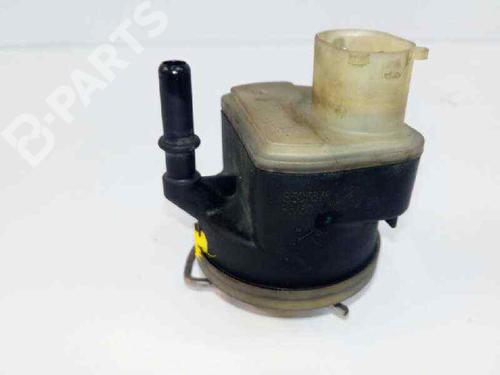 Pompe à carburant PEUGEOT 206 Hatchback (2A/C) 1.9 D (69 hp) 6111132