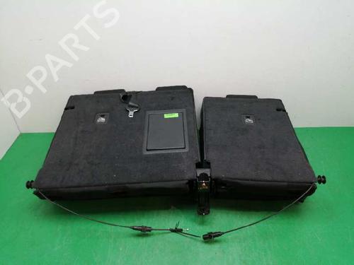 Rear seat PEUGEOT 3008 I MPV (0U_) 1.6 HDi | BP6458433C17