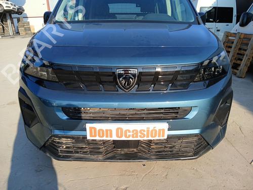 Used Full front Full front 36992698 36992698
