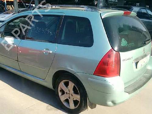 Fuse box PEUGEOT 307 SW (3H) | BP5823840E1