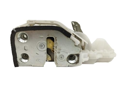 Used Front right lock HONDA CIVIC VIII Hatchback (FN, FK) 1.8 (FN1, FK2) (140 hp) 16492436